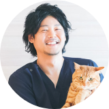 猫専門病院の院長 山本宗伸先生の3匹の愛猫との ゆったりマイペースな暮らし方 Hugq ハッシュハグ